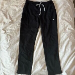 black FIGS Yola High Waisted Skinny Scrub Pants